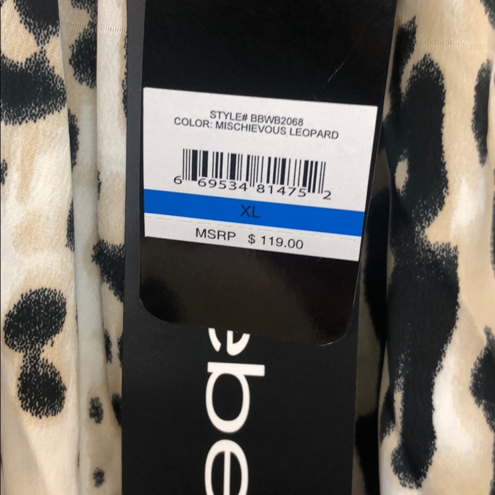 Bebe  Leopard 🐆 Romper - Picture 7 of 10